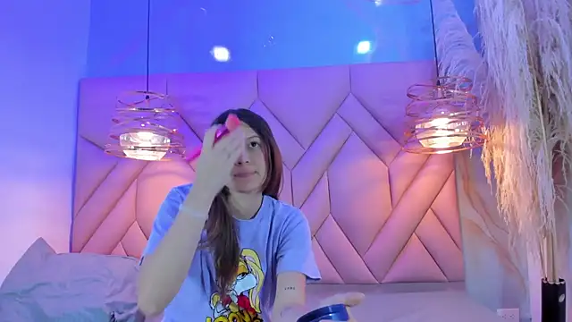 AngelaaCute  online show from 03-04-25, 12:12