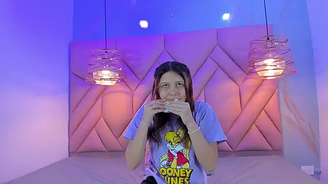 AngelaaCute  online show from 03-09-25, 12:31