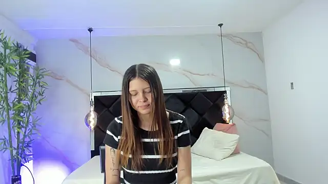 AngelaaCute  online show from 11-15-25, 12:31