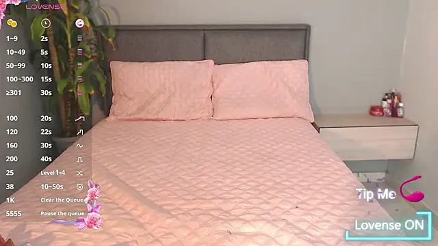 Snapshot of alanareyes579 chatting on 02-21-25, 01:44 alanareyes579 online show from 02-21-25, 01:44