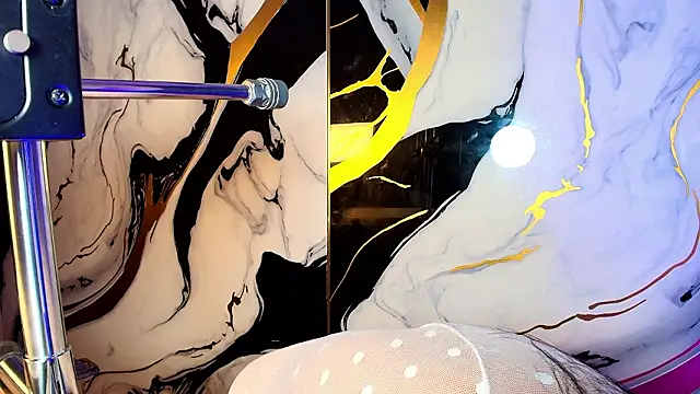 Snapshot of Lizz_Tender chatting on 02-09-26, 01:09 Lizz Tender online show from 02-09-26, 01:09