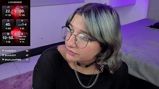 SukiFuyu  online show from 03-19-25, 06:34