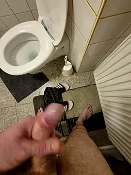 kisbiro77777 online show from 01-15-26, 06:00