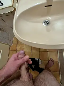 kisbiro77777 online show from 11-26-25, 06:52