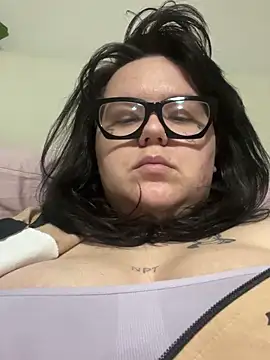 SharonSharpblade online show from 01-25-25, 04:13