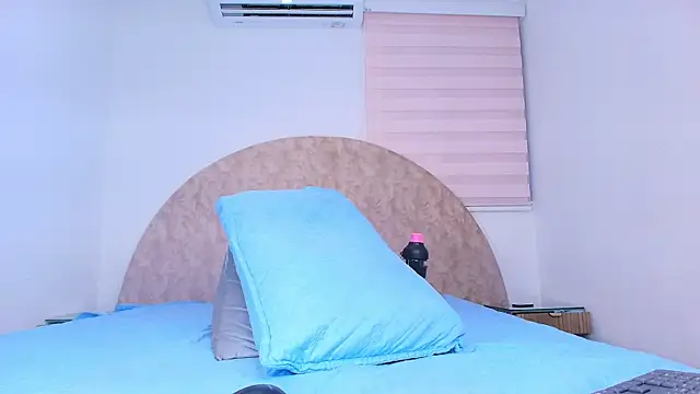 Snapshot of anisha_x chatting on 07-21-26, 07:15 anisha x online show from 07-21-26, 07:15