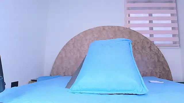 Snapshot of anisha_x chatting on 07-11-26, 07:25 anisha x online show from 07-11-26, 07:25