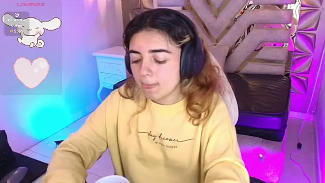 meraki fraise online show from 11-16-25, 08:13