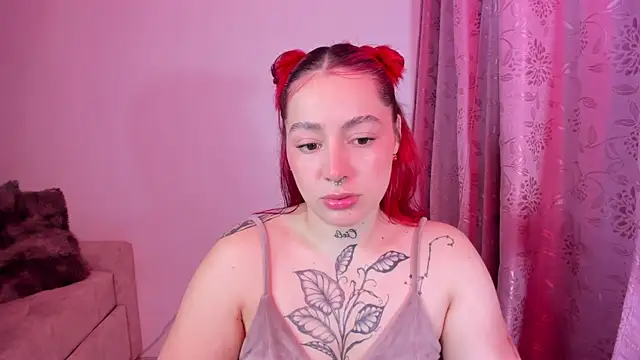 Snapshot of annika_taylor chatting on 10-08-25, 01:07 annika taylor online show from 10-08-25, 01:07