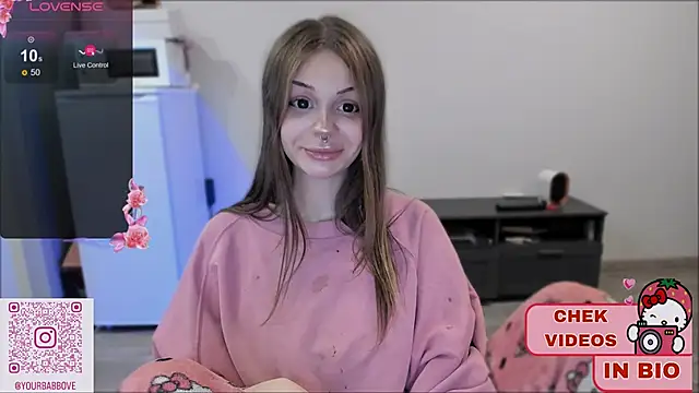 Snapshot of shy_melony chatting on 03-14-25, 06:18 shy melony online show from 03-14-25, 06:18