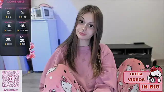 Snapshot of shy_melony chatting on 03-07-25, 04:11 shy melony online show from 03-07-25, 04:11