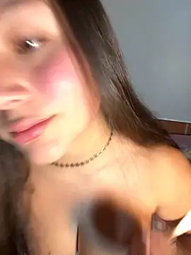 Snapshot of iam_Cami11 chatting on 09-22-25, 10:49 iam Cami11 online show from 09-22-25, 10:49