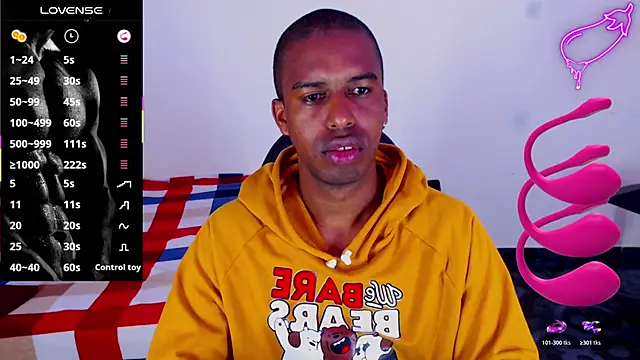 Snapshot of mrjhon26 chatting on 05-12-26, 11:38 mrjhon26 online show from 05-12-26, 11:38