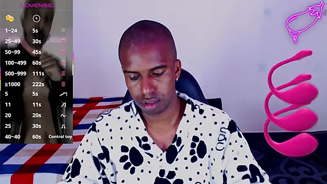 Snapshot of mrjhon26 chatting on 05-06-26, 05:50 mrjhon26 online show from 05-06-26, 05:50