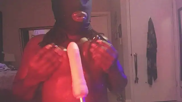 Snapshot of IvannaMakeUCum chatting on 09-27-25, 06:08 IvannaMakeUCum online show from 09-27-25, 06:08