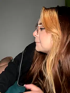 NatyOlson online show from 10-26-25, 02:56