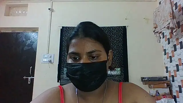 Hotmilfxox online show from 06-01-26, 09:53
