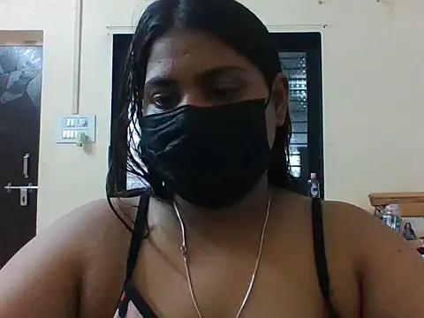 Hotmilfxox online show from 05-29-26, 09:04