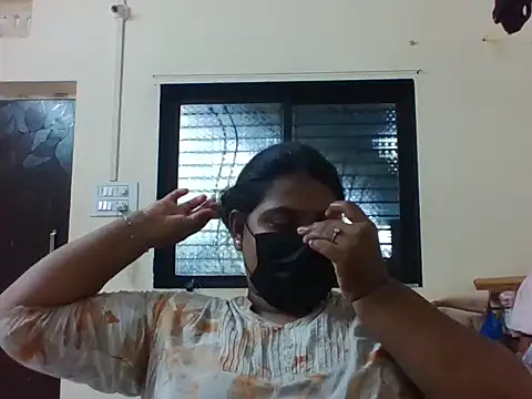 Hotmilfxox online show from 05-26-26, 10:13