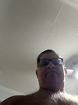 Snapshot of J83560Jason chatting on 05-31-26, 12:11 J83560Jason online show from 05-31-26, 12:11