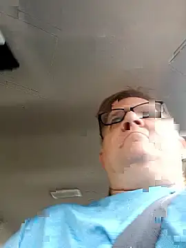 Snapshot of J83560Jason chatting on 06-07-26, 11:10 J83560Jason online show from 06-07-26, 11:10
