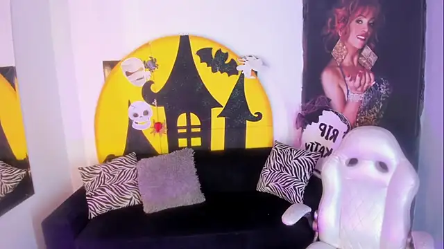 Tasha Sant online show from 10-25-25, 12:50