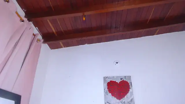 Snapshot of Amara_Red chatting on 02-05-26, 11:06 Amara Red online show from 02-05-26, 11:06