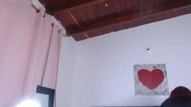 Snapshot of Amara_Red chatting on 12-04-25, 11:09 Amara Red online show from 12-04-25, 11:09