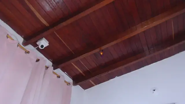 Snapshot of Amara_Red chatting on 01-15-26, 11:13 Amara Red online show from 01-15-26, 11:13