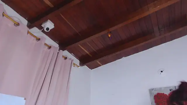 Snapshot of Amara_Red chatting on 11-24-25, 11:10 Amara Red online show from 11-24-25, 11:10