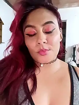 Snapshot of Amara_Red chatting on 01-18-26, 12:25 Amara Red online show from 01-18-26, 12:25