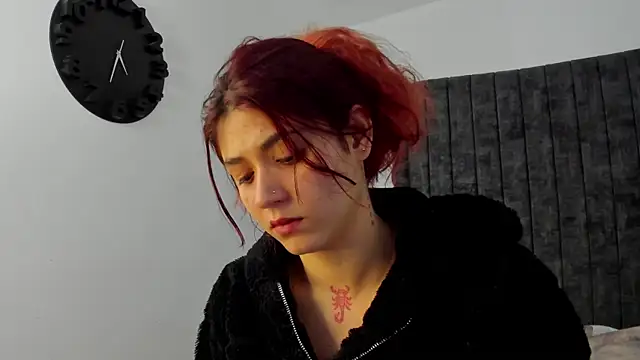 AnnyCherry  online show from 11-08-25, 12:14