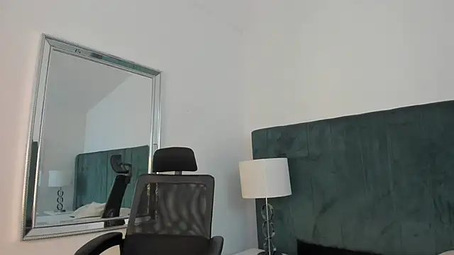 AnnyCherry  online show from 05-22-26, 10:30