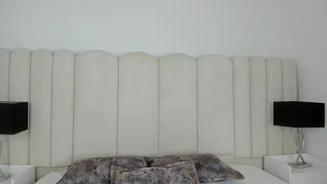 AnnyCherry  online show from 07-04-26, 05:06