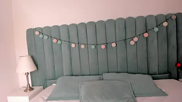 AnnyCherry  online show from 03-08-25, 05:43