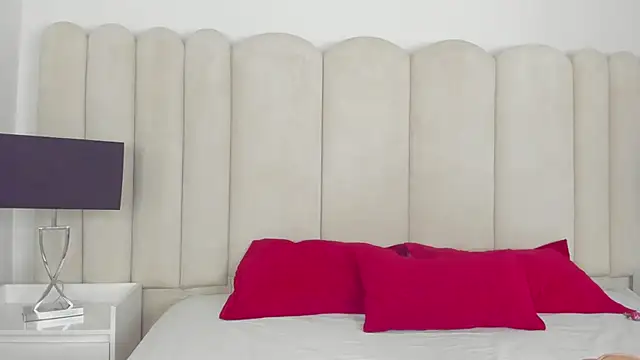 AnnyCherry  online show from 04-01-26, 10:50