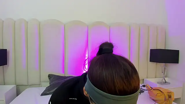 AnnyCherry  online show from 02-13-26, 07:14