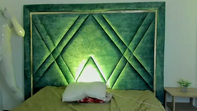 Snapshot of Ari_sunshine_ chatting on 10-01-25, 06:07 Ari sunshine online show from 10-01-25, 06:07