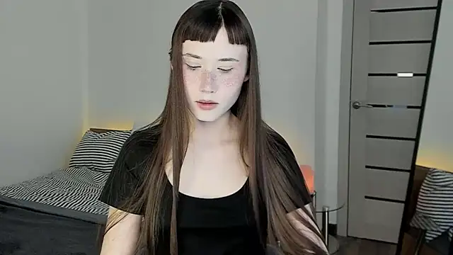 Snapshot of Stella_Sunny chatting on 05-05-26, 03:48 Stella Sunny online show from 05-05-26, 03:48