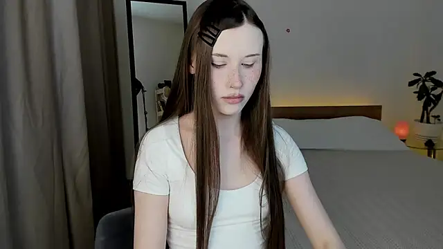 Snapshot of Stella_Sunny chatting on 06-30-26, 10:21 Stella Sunny online show from 06-30-26, 10:21
