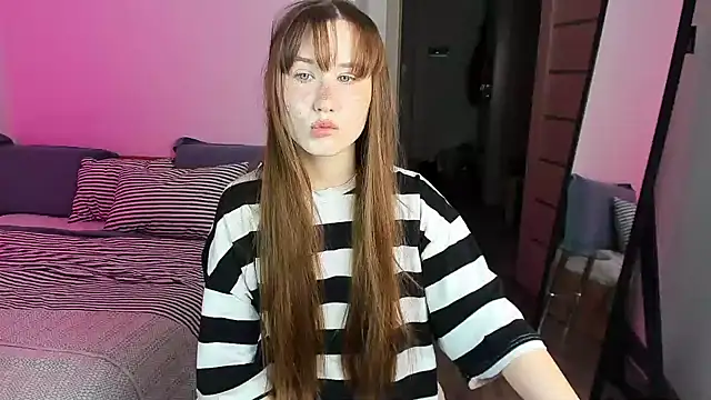 Stella Sunny online show from 10-04-25, 09:05