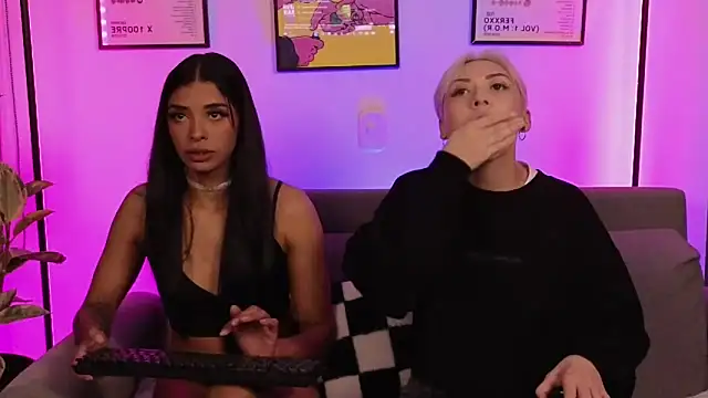 Snapshot of jane_hart_ chatting on 02-21-26, 01:07 jane hart online show from 02-21-26, 01:07