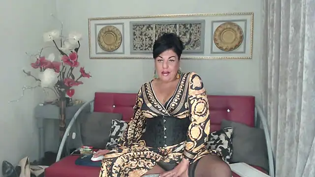 Snapshot of LadyMargoFontana chatting on 09-19-25, 04:27 LadyMargoFontana online show from 09-19-25, 04:27