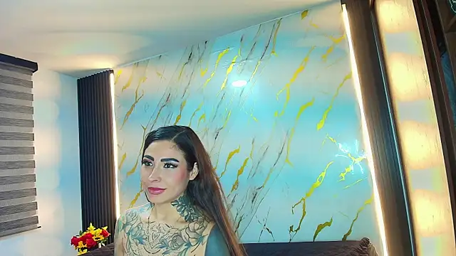 Snapshot of EmiliMontero chatting on 06-22-26, 03:25 EmiliMontero online show from 06-22-26, 03:25
