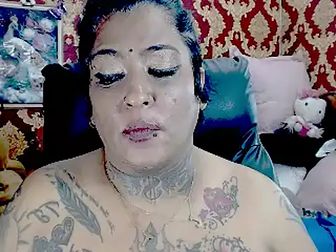 Indiancatz2 online show from 09-28-25, 04:08