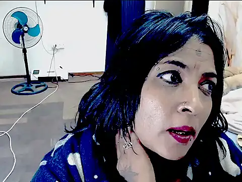 Indiancatz2 online show from 06-11-26, 02:53