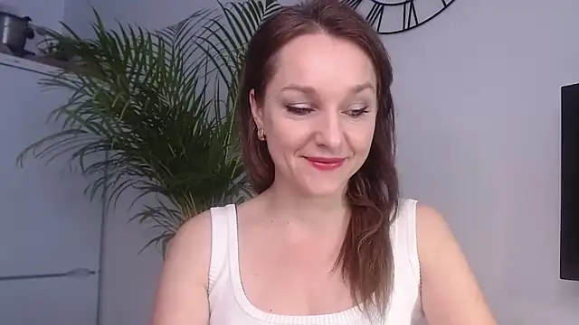 AliciaDesire online show from 02-05-25, 08:11