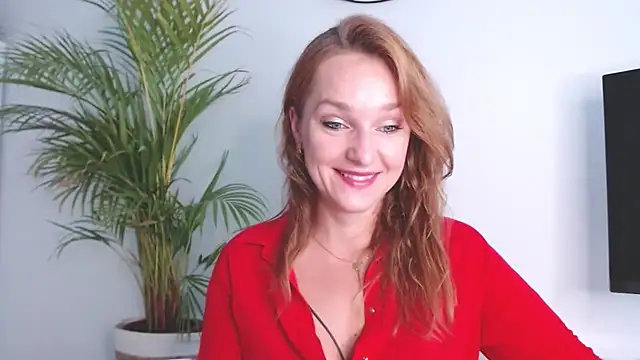 AliciaDesire online show from 10-21-25, 06:46