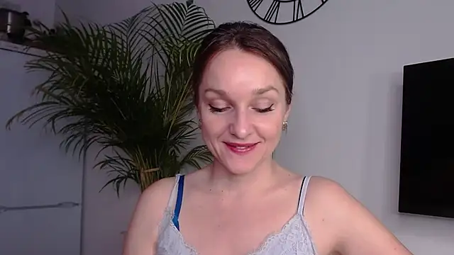 AliciaDesire online show from 02-07-25, 03:08