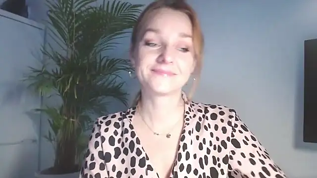 AliciaDesire online show from 02-04-26, 07:03